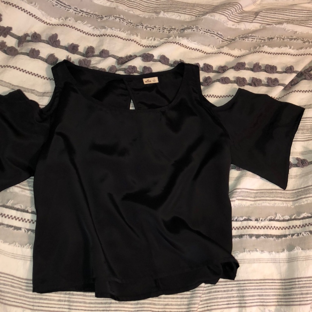 Hollister off the shoulder